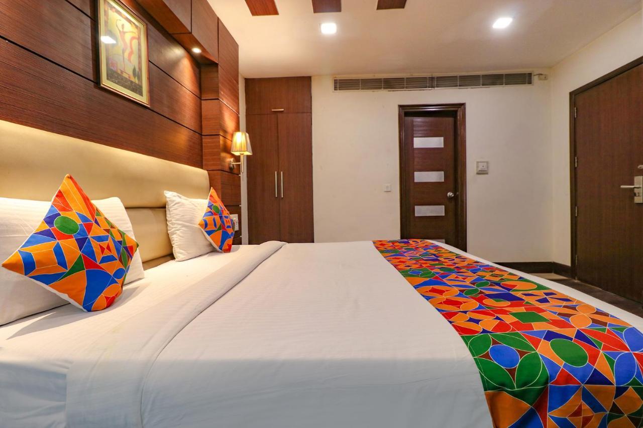 Fabhotel Admire Suites ニューデリー エクステリア 写真