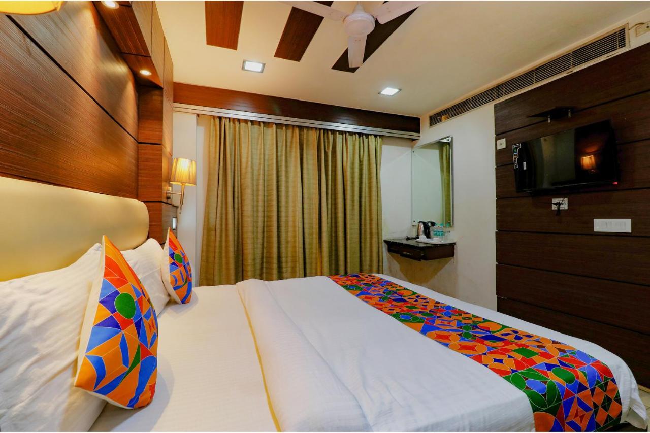 Fabhotel Admire Suites ニューデリー エクステリア 写真