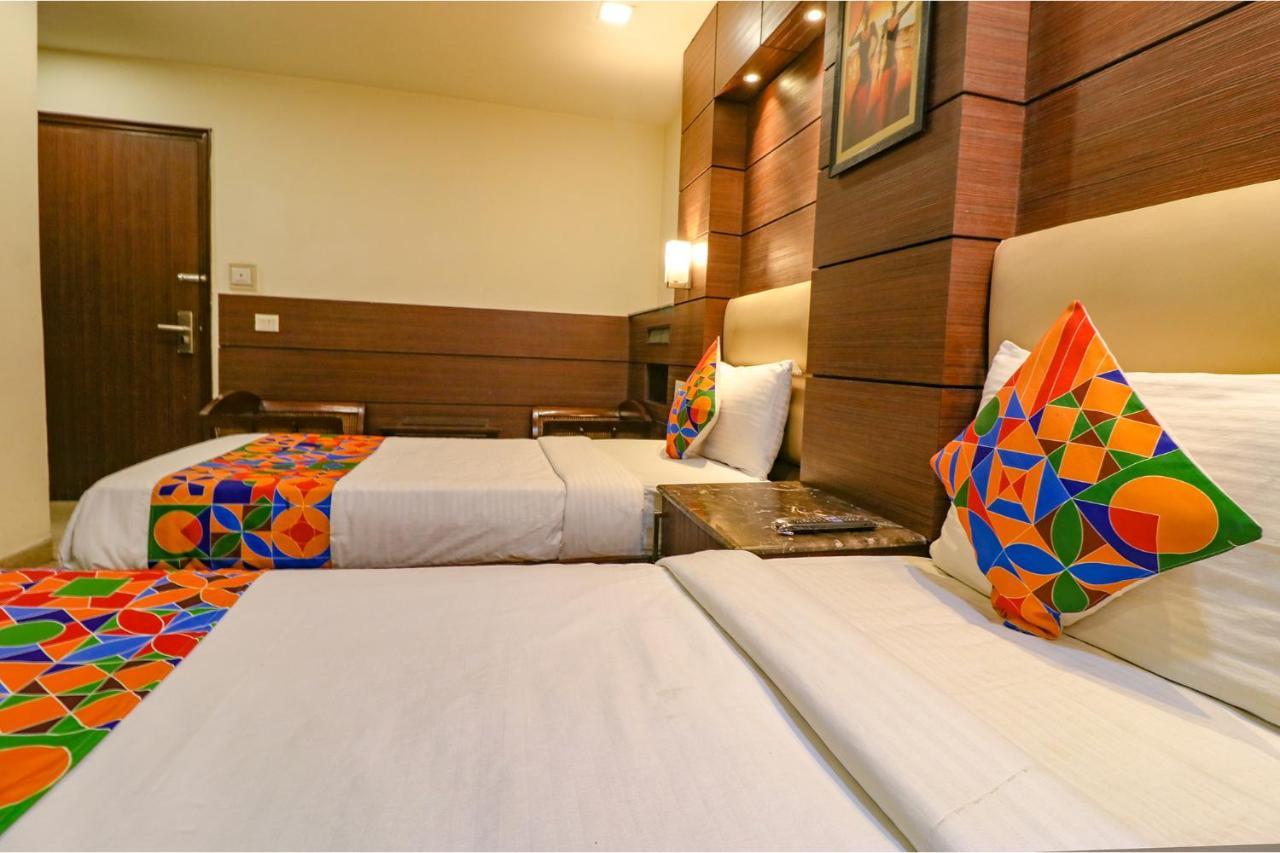 Fabhotel Admire Suites ニューデリー エクステリア 写真