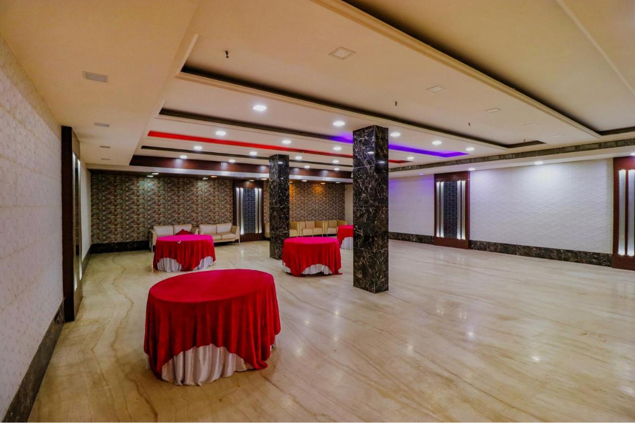 Fabhotel Admire Suites ニューデリー エクステリア 写真